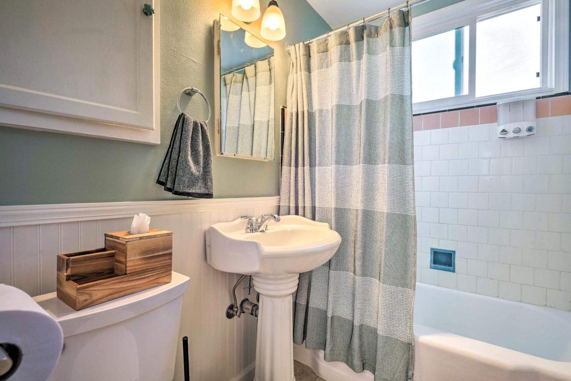 Willa Stylish And Modern Burbank Gem With Private Yard! Zewnętrze zdjęcie